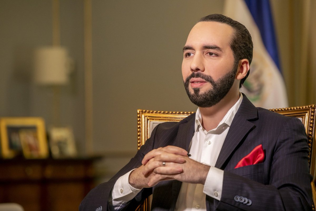 AnonimoSV503's tweet photo. @nayibbukele Definitivamente nosotros los salvadoreños, tenemos al mejor Presidente @nayibbukele, en la historia 😎🇸🇻 https://t.co/mTj39TkF42