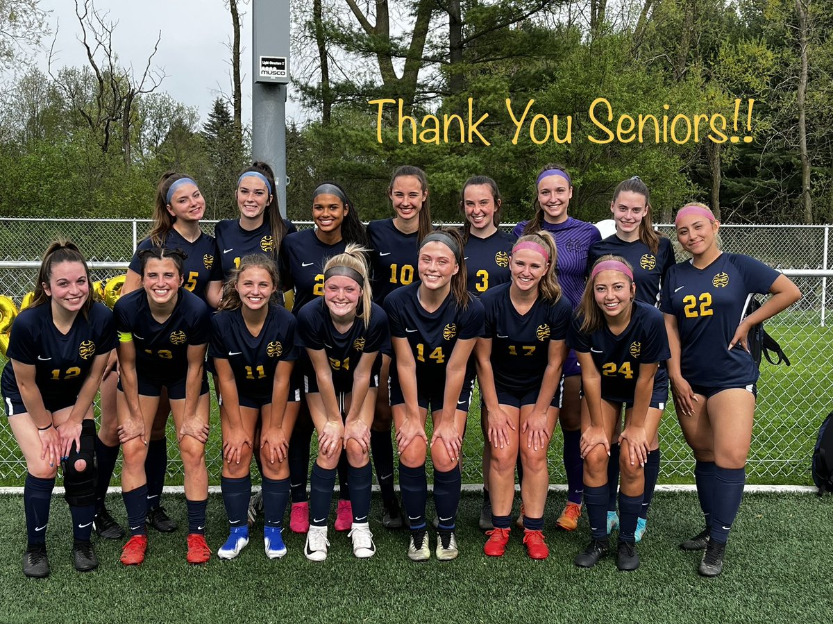 Vikings take the victory on Senior Night over Lansing Eastern 14-0!                      Goals:
Amachree⚽️⚽️⚽️⚽️
Archambault⚽️⚽️
Fant⚽️⚽️
Jacob⚽️
Maloney⚽️⚽️
Novak⚽️⚽️
Nystrom⚽️

Assists:
Amachree(4), Archambault(3), Jacob(1), Nystrom(1)
@MISoccerCentral <a href="/MichHSSoccer/">Michigan HS Soccer</a>