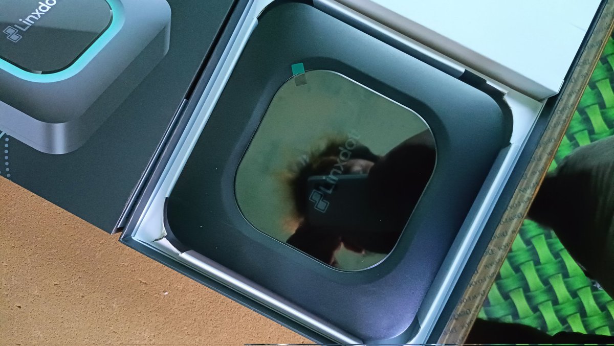mustervision's tweet photo. received @linxdot ...however, inside the box, box barrier of the miner has damage https://t.co/3VDWJ7qadU