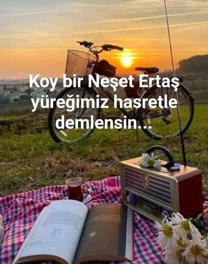 GÜNAYDINNNN Mutlu sabahlar 
Dostlukların tükenmediği
Sevgilerin ölmediği
Gözyaşların akmadığı
Gülücüklerin bitmediği
    En güzel Günler sizin olsun💞
#guneydin 
#erkencitayfa #nişantaşı