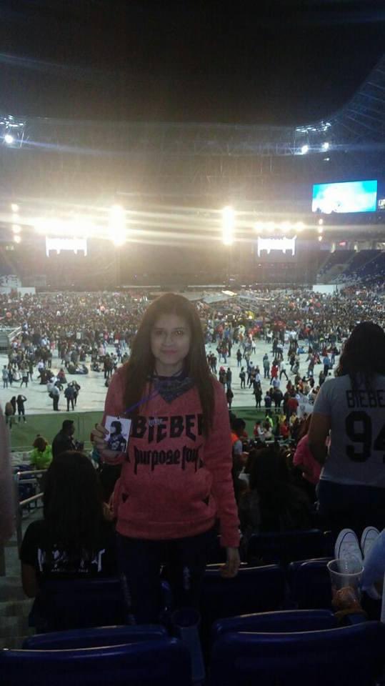 Yareli02lml's tweet photo. @ibeliebersmx @bieberfever @scooterbraun @UMusicMexico @justinbieber #JusticeTourEntry @bieberfever En el Purposetour de monterrey hace 5 años 🥺❤️ https://t.co/QRc9XaF5dN