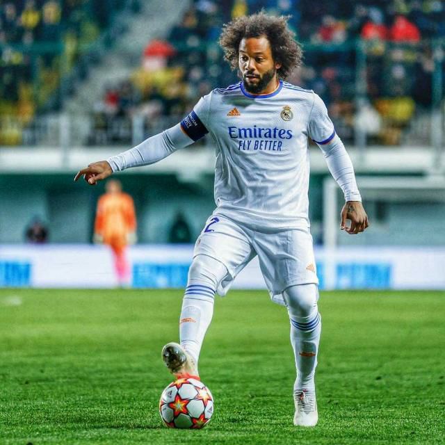 jideyusuf's tweet photo. He #Marcelo has two of the best legs kicking the #soccer ball in the #world_ joy to watch!
#HBDMarcelo. https://t.co/1iO4wyul9w