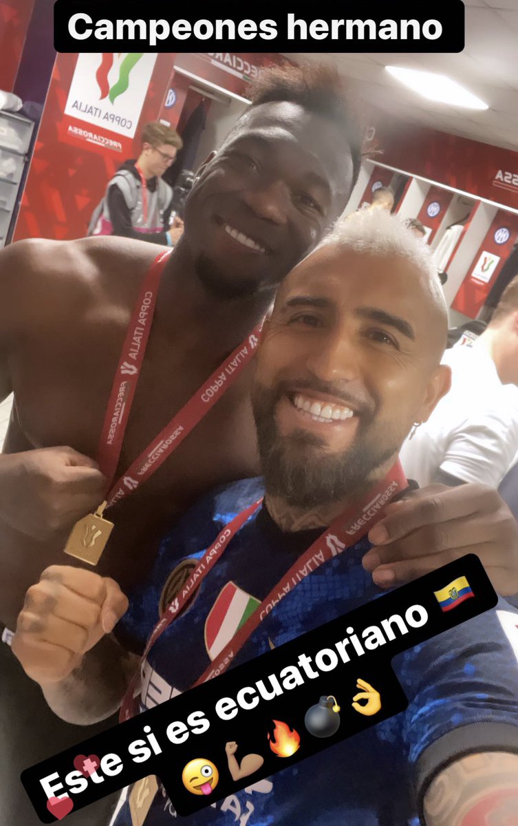 Arturo Vidal tweet media
