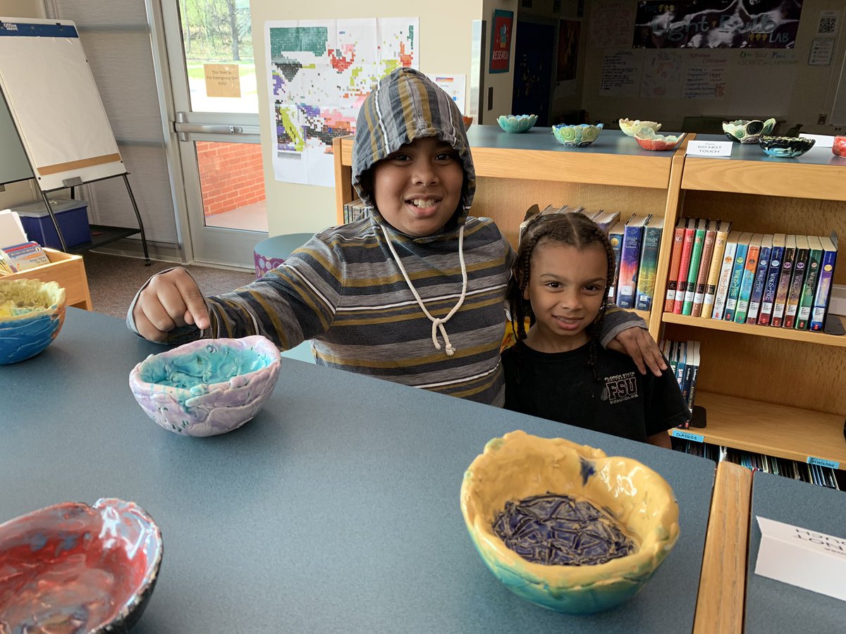 The ‘22 <a href="/GlenLake270/">GlenLakeElementary</a> Art show was a wonderful event…thanks to our artists, volunteers, and families who showed up to celebrate ART! What a wonderful and creative community! #Hopkins270 #elementaryarted