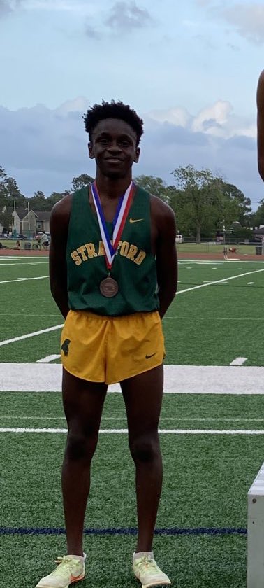 Siemers_XC_TF's tweet photo. Congratulations to this guy 👇🏽, @david_kalwahali who just ran a massive PR of 4:24 in the 1600m at the Moonlight Mile.  David is only a sophomore, so look out for him next year! https://t.co/gBXKEhy8aG