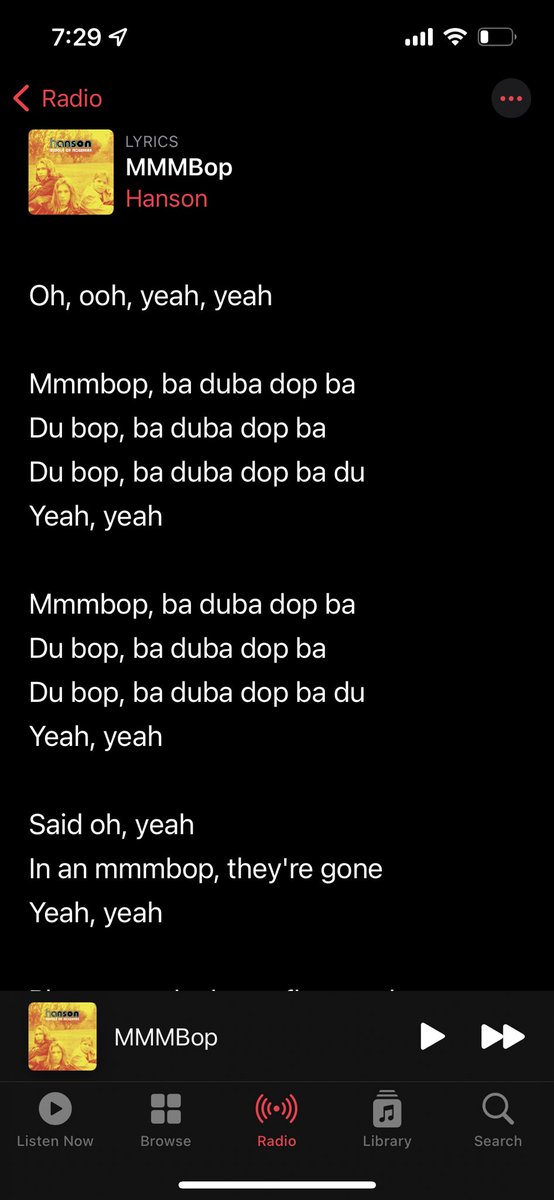 These are the actual chorus lyrics y'all. Men vibing so hard they don't even need words, and we felt that. Genius 😂
#Top10Jams