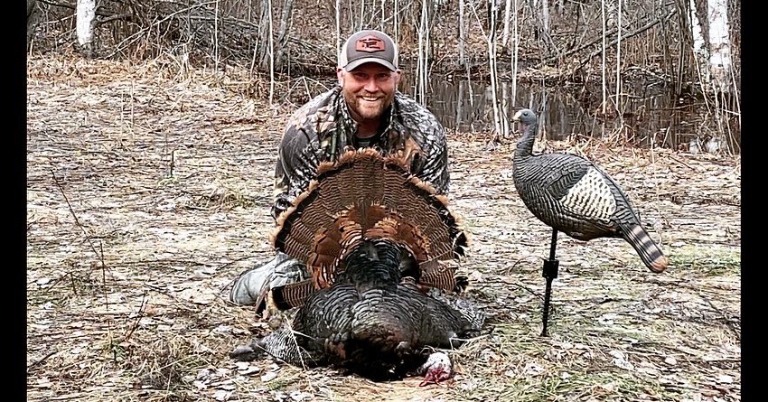 TeamJohnsonOD's tweet photo. Da…..Da…..Da…..Another one bits the dust!!!
Da…..Da…..Da…..Another one bits the dust!!! 5:00pm C on #teamjohnsonoutdoors #youtube channel!! Like, share, subscribe!!#gobbler #turkey #turkeyhunting https://t.co/QHceWyTqz5