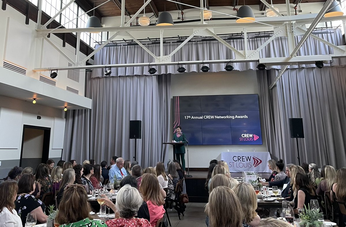my88s's tweet photo. Congrats to all the @CREWSTL award winners tonight! #leadership https://t.co/1HmuLnvYry