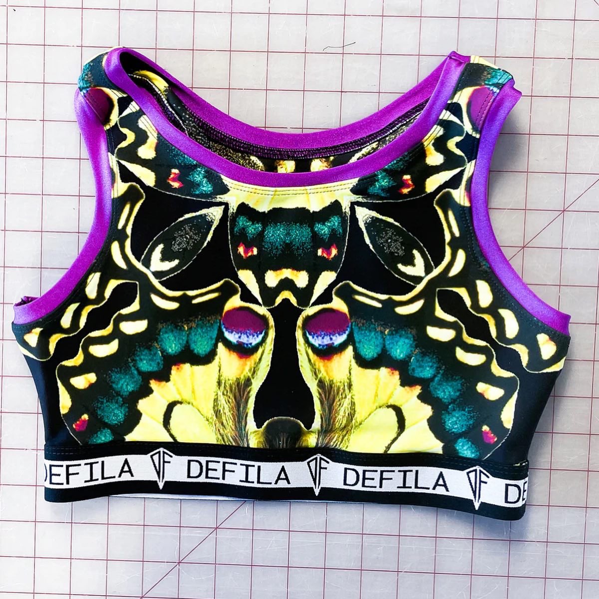 DEFILAsport's tweet photo. Sports bras and shorts similar to @aleshazapp’s available on our web store.  Discount code INVICTA for 20% off tonight! #invictafc47 @InvictaFights https://t.co/6fnLkonnaN https://t.co/P4ji36aE1P