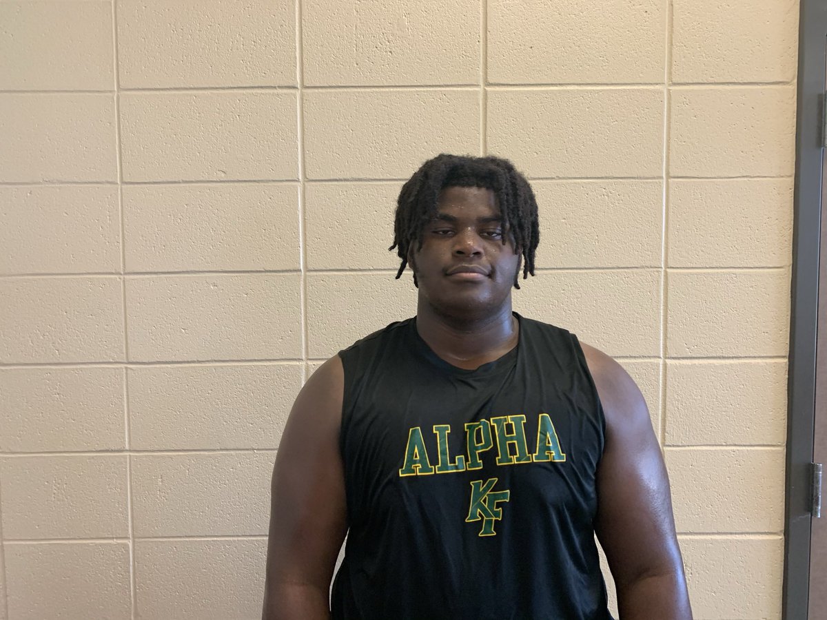 jackson_dip's tweet photo. .@CoachWilson_ is building something special at Klein Forest with some of the top talent in the state and a program on the rise. 

People better be put on notice quickly as the Golden Eagles are going to #getoverthewall next fall #txhsfb 

 @BradSpence_ @TrentSpenceS @BraggJaylen https://t.co/EVhcUxBaj4