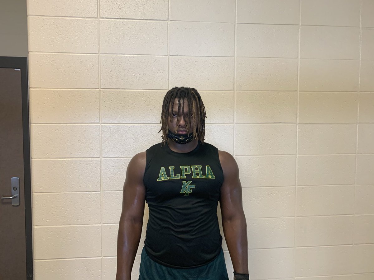 jackson_dip's tweet photo. .@CoachWilson_ is building something special at Klein Forest with some of the top talent in the state and a program on the rise. 

People better be put on notice quickly as the Golden Eagles are going to #getoverthewall next fall #txhsfb 

 @BradSpence_ @TrentSpenceS @BraggJaylen https://t.co/EVhcUxBaj4