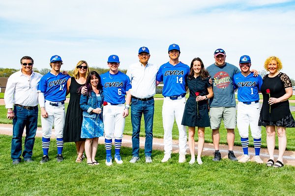 Very proud of our Seniors 👑🦁⚾️
#11 Owen Edwards
#6 Peter Falcone
#14 Andrew Hendrickx
#1 Tyler Wise