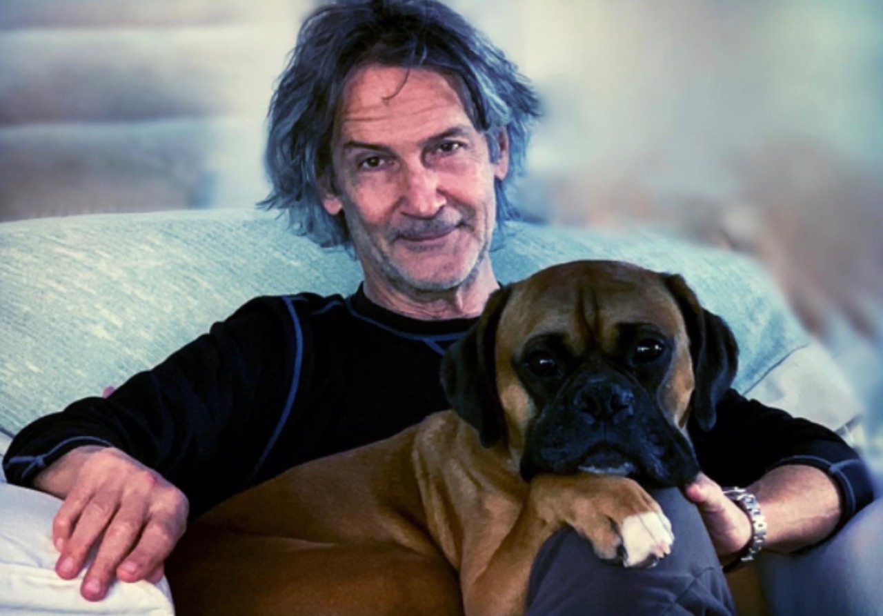 Happy 72 birthday to the amazing singer and guitarist Billy Squier! 