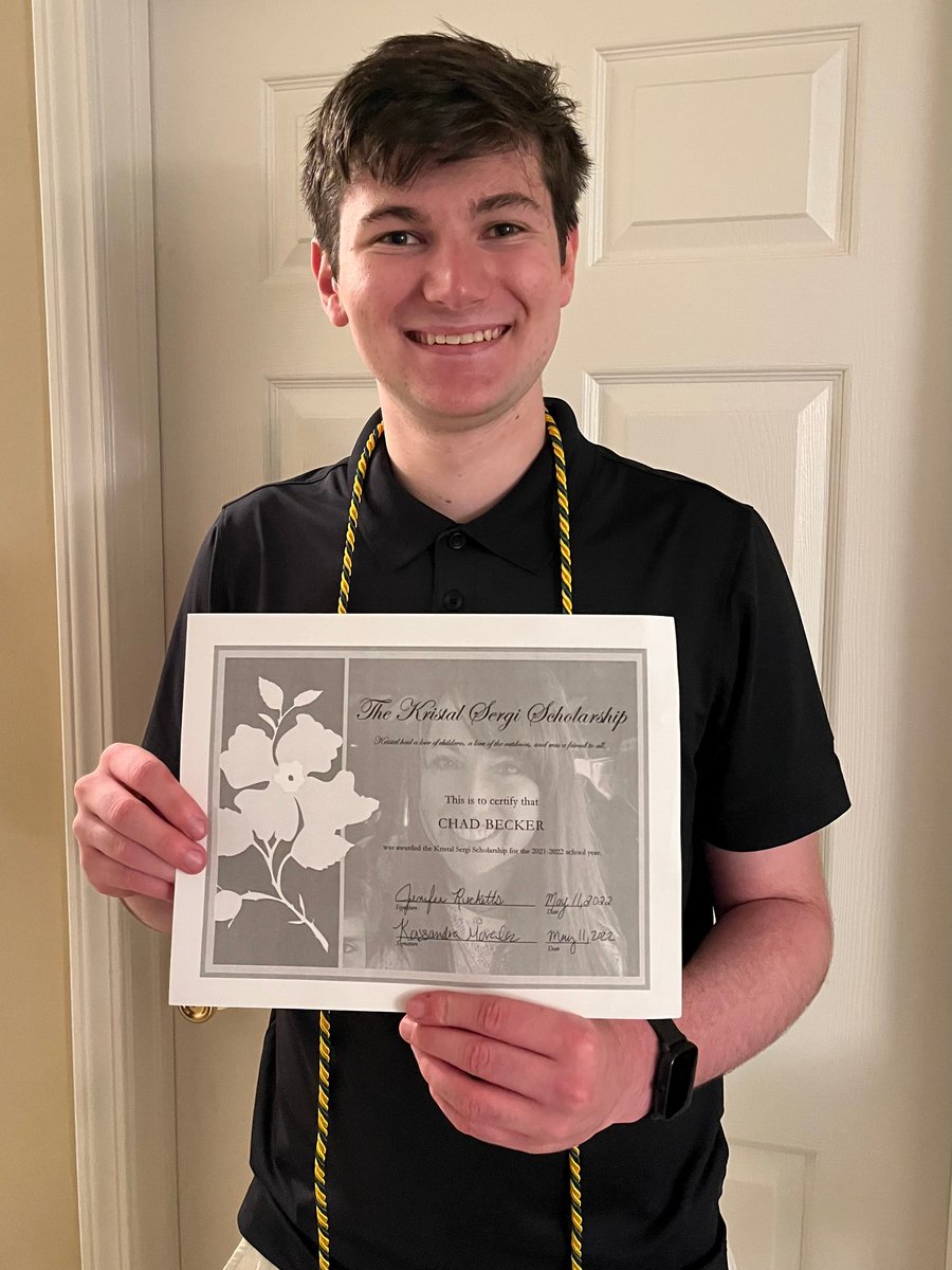 FHSTigerChoirs's tweet photo. Congratulations to our Choir Tigers that were honored at this evening's Class of 2022 Senior Awards Night!
Chad Becker - HRE Kristal Sergi Scholarship
Kylee Booher - ISSMA Unisex State Champion Scholarship and DES Scholarship In Memory of Nettie Ann Schembra https://t.co/Rgc6o372U8