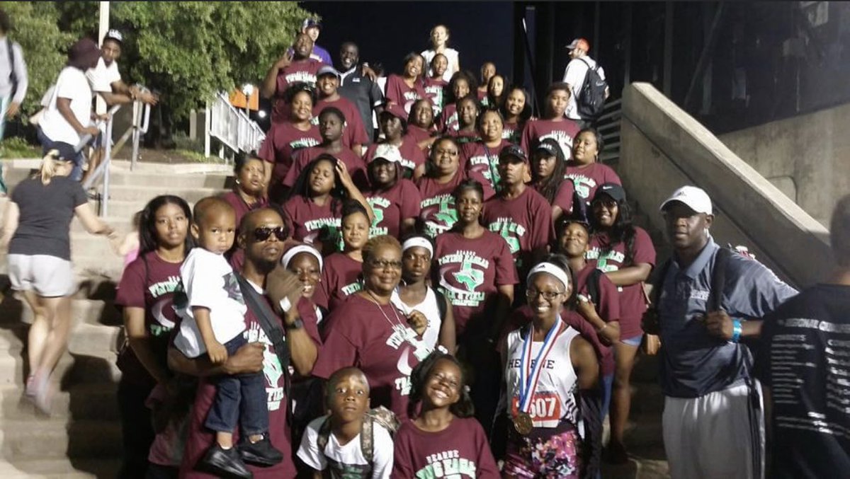coach_edmonson's tweet photo. The last time Hearne Texas got to the State meet when I was here this was the look. We roll deep! #STATE2016 https://t.co/2wpi0kdWgb