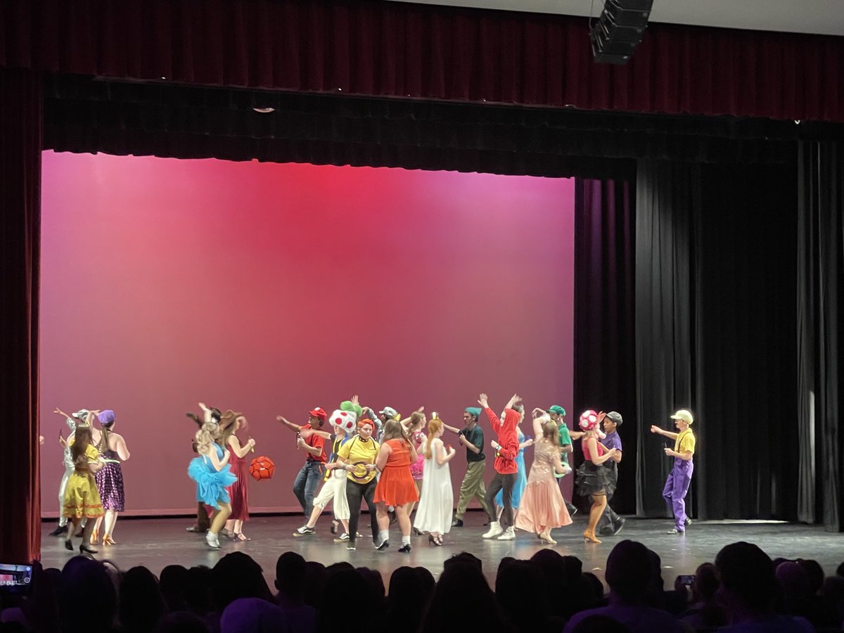 HHSMrQ's tweet photo. Great job Dance!  I had a great time. https://t.co/mLILtFMFf7