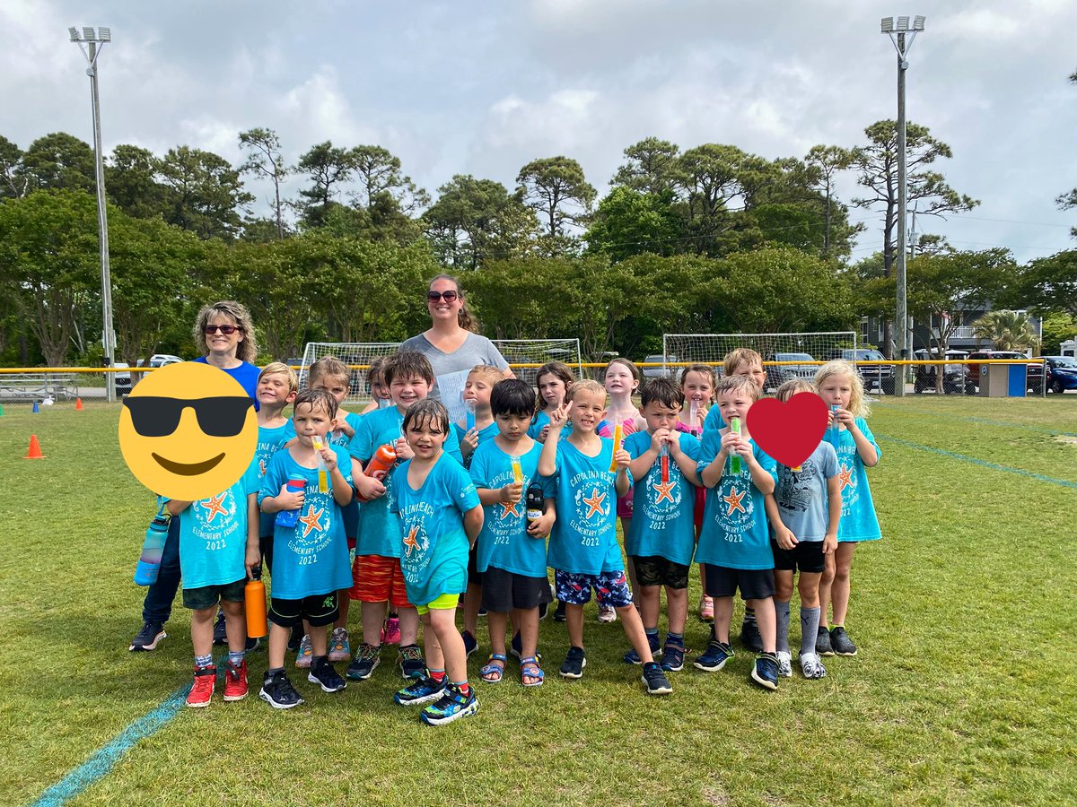 jmccroskeycb's tweet photo. Field day was so much fun!! Thanks @coachdavisILM for all of the hard work to make this the best day!!! @CBElementary #cbseastars https://t.co/TtyxprJuk3