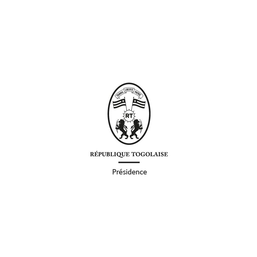 PresidenceTg's tweet photo. Le #Togo salue la bravoure des forces de défense et de sécurité.

#NouvellePhotoDeProfil
#Denyigban 🇹🇬🇹🇬🇹🇬 https://t.co/Y08Tk7QQVO