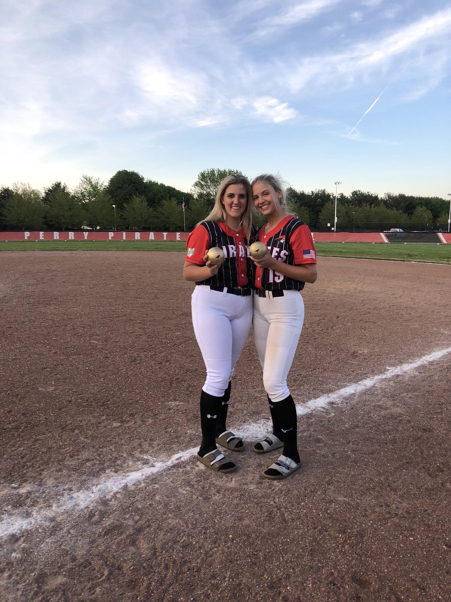 perryhssoftball's tweet photo. Senior Gianna Vicini hit a absolute bomb 💣 last night vs. Nordonia and Freshman Rosalyn Tharp received a game ball due to her walk off hit sealing victory for the Pirates. Great Job Ladies!! @ViciniGg @rosalyn_tharp https://t.co/6g1hybXfHM