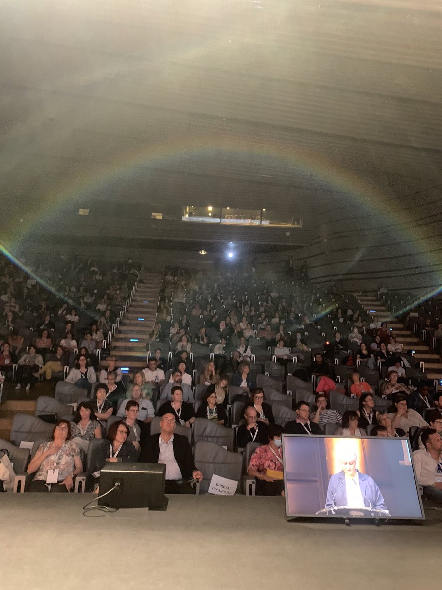 mariedepaquy's tweet photo. Le plaisir au nom @ArnaudRobinet d’accueillir les #IBODE pour les 37eme journées nationales de #UNAIBODE @VilledeReims une ville qui rend aux hommages aux infirmiers et infirmières et qui soutient la santé #contratlocaldesante https://t.co/4wg8k6Nhs0