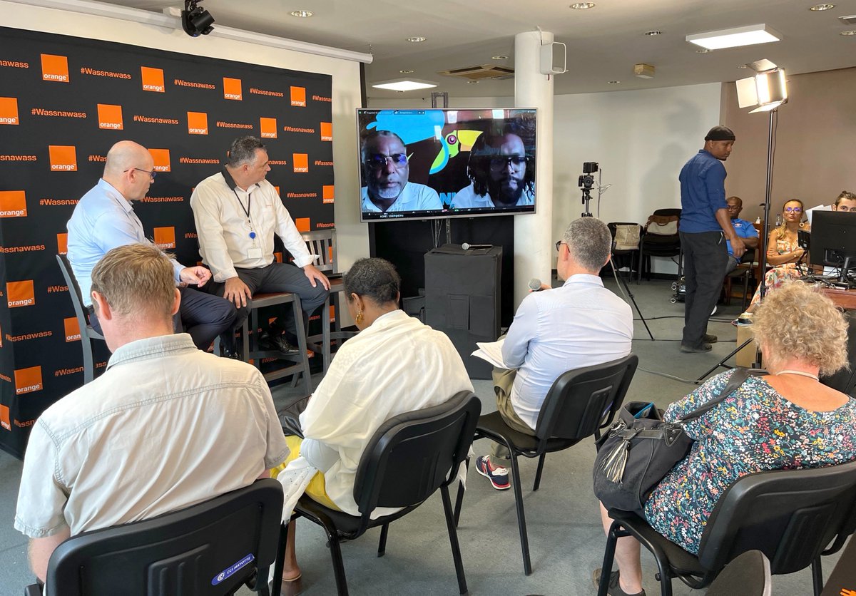 Runconcept's tweet photo. Plaisir d'accompagner @OrangeReunion  à Mayotte pour la présentation de sa signature de marque #Wassnawass et l'ensemble de ses actions les Mahorais dans les domaines de l'inclusion numérique, mais aussi en matière culturelle, artistique, sociale, sportive et responsable ! https://t.co/mQGLVslZmn
