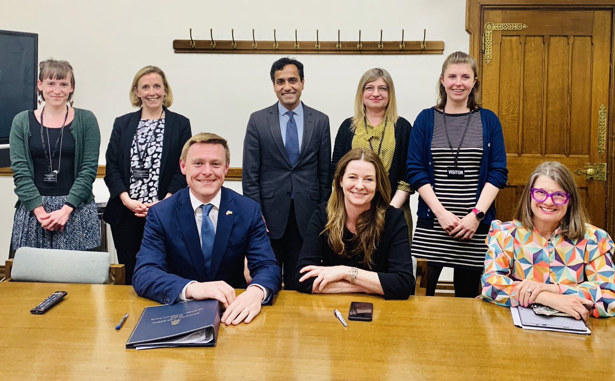 Members of our Policy team joined @Rehman_Chishti   &amp; ministers to discuss vital cross-gov working on the response to missing.
It was a great opportunity to consider how we develop local level multi-agency work to protect people from harm
@ukhomeoffice @DHSCgovuk @educationgovuk 