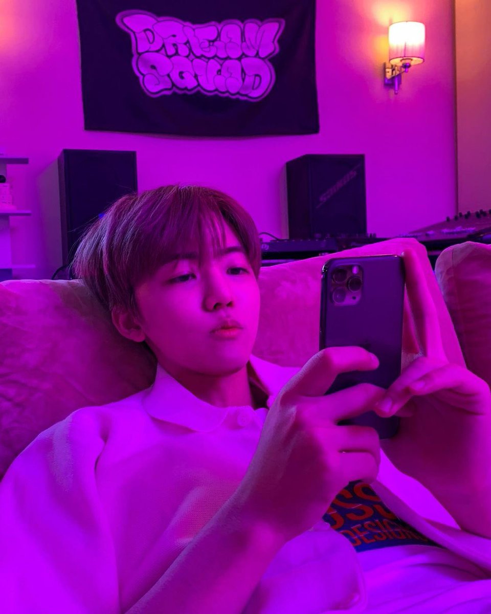 SM_NCT tweet media