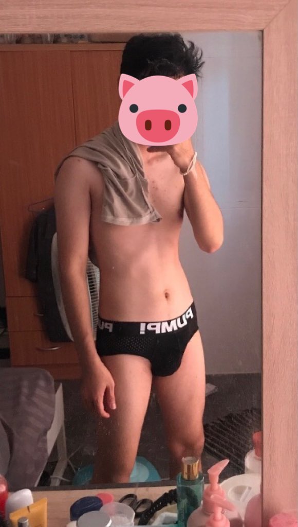 ตัวกลม tweet media