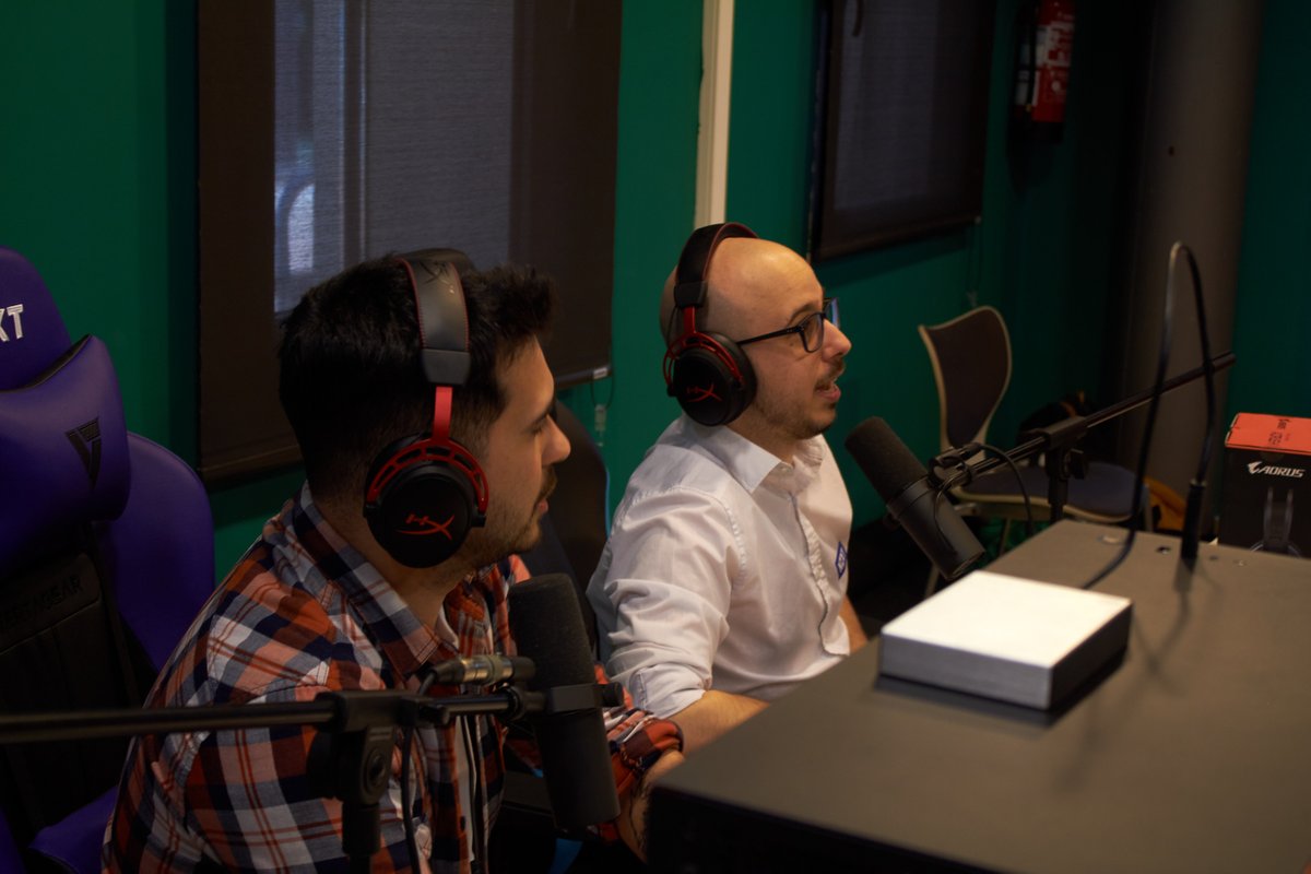 MarcR0SS's tweet photo. Algunas de las fotos que nos hizo @iamSairaJerjes este fin de semana en el torneo de League of Legends de @O4Aproject en el CAR de @HeronEsports. https://t.co/ScFlFnIafD