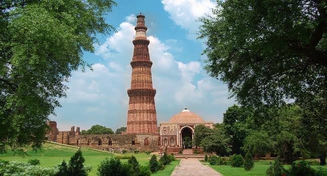 vinuveda's tweet photo. If you agree with this real History plz retweet.

#Not_Qutub_Minar_its_Vishnu_Sthambha https://t.co/TtJny7cfeV
