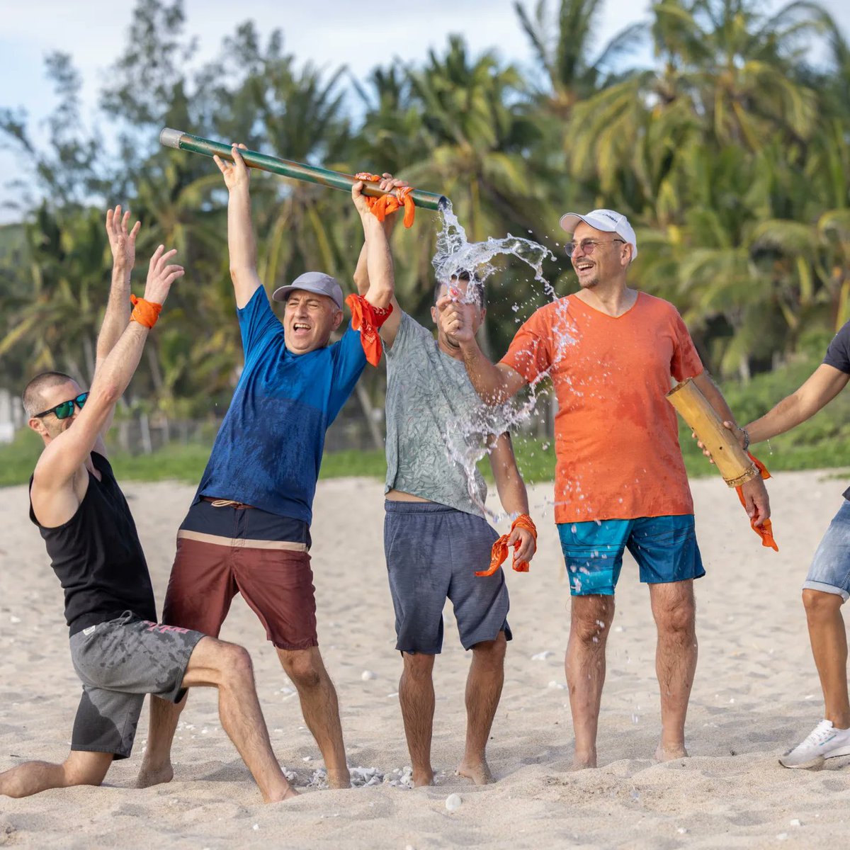 WhereezParis's tweet photo. Retour en images sur le Koh-lanta organisé la semaine dernière pour une grande entreprise Réunionnnaise.
Vous aussi vous souhaitez entrer dans le jeu ? Demandez votre Koh-lanta en MP ou sur https://t.co/rk2HHnmy9g 
#teambuilding #lareunion #reunionisland #iledelareunion https://t.co/6NL8n7CyFV