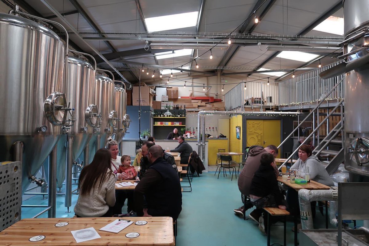 Join us in the taproom this weekend for beers & bait - everyone welcome! 🍻 📆 Friday 3pm - 9pm 📆 Saturday 12pm - 9pm 🥪 Patties + sarnies from @calabash_tree 🚗 Free parking 🚲 Bike racks 🐾 Dog friendly 🍹 Soft drink options