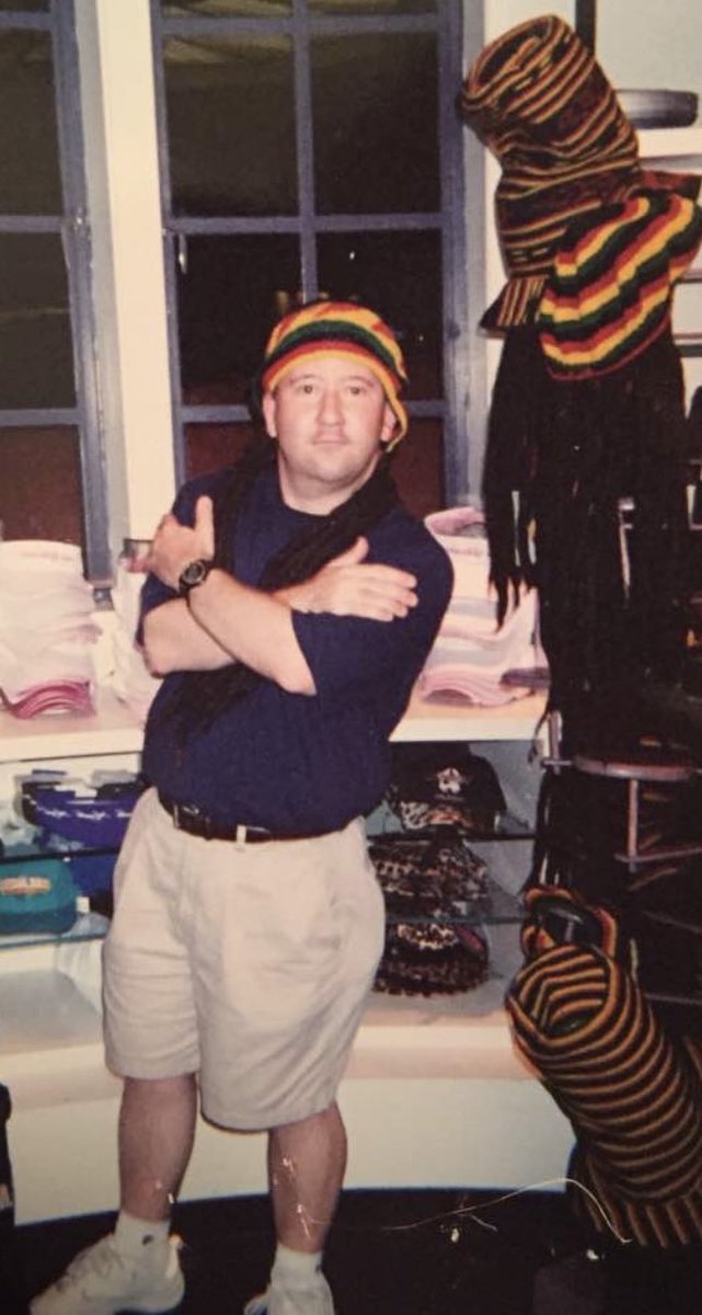 JeffOShields2's tweet photo. It’s #ThrowbackThursday. This was on a trip that I organized for our Discovery Biology Magnet students (#SpringValleyHighSchool) to Marathon, Florida. The pic was taken in a Key West gift shop. (Mid-1990’s) https://t.co/I2FFmCUld3