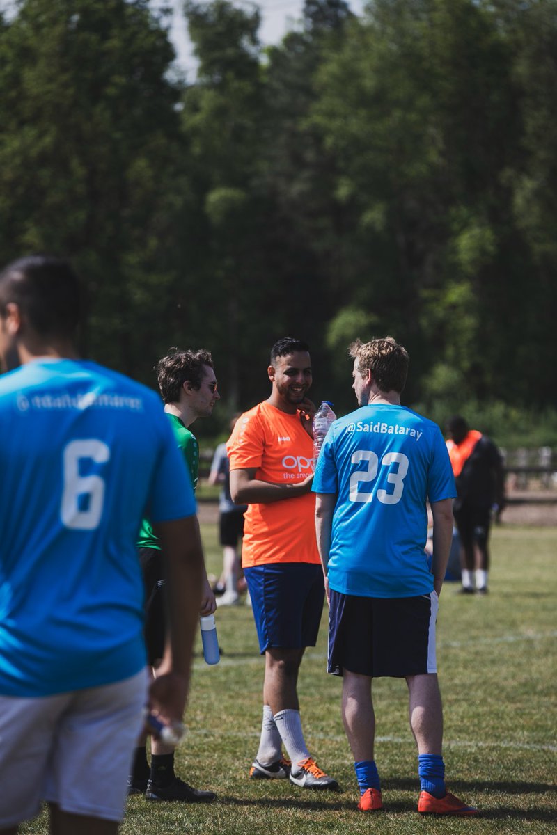 Even mijn geslaagde panna bij <a href="/Franko_PM2/">Frank Pietermaat</a> nabespreken met <a href="/AFQ_29/">AFQ</a> #Twittervoetbal