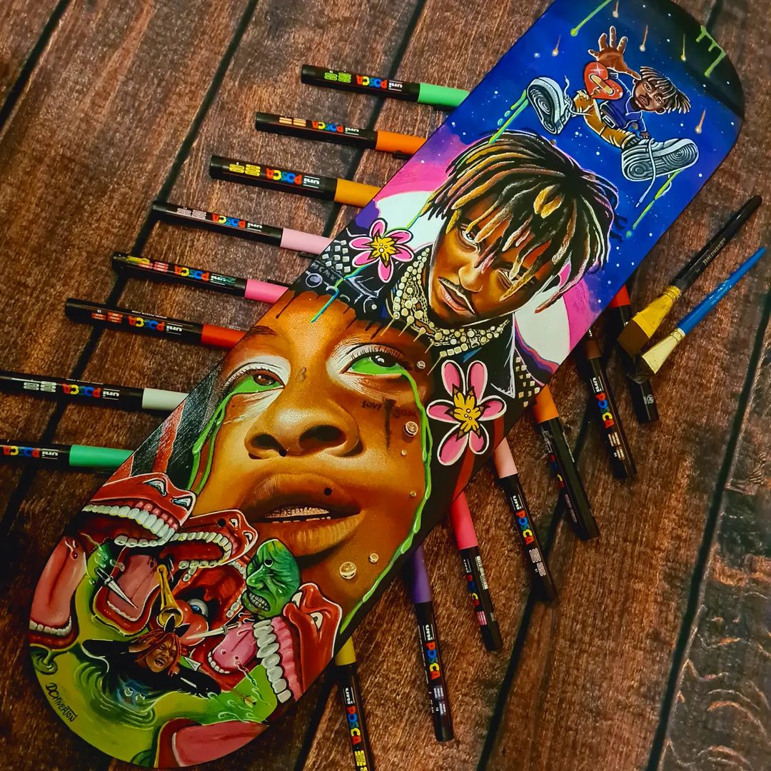 It’s ya boi - @dannychiverton – with another mind-blowing skateboard design, showcasing the full potential of a honed creative mind and POSCA! 

#Customdeck #Custom #CustomSkateboard #POSCAdeck #POSCAboard #Customize #POSCAFashion #Skate #Skateboarding