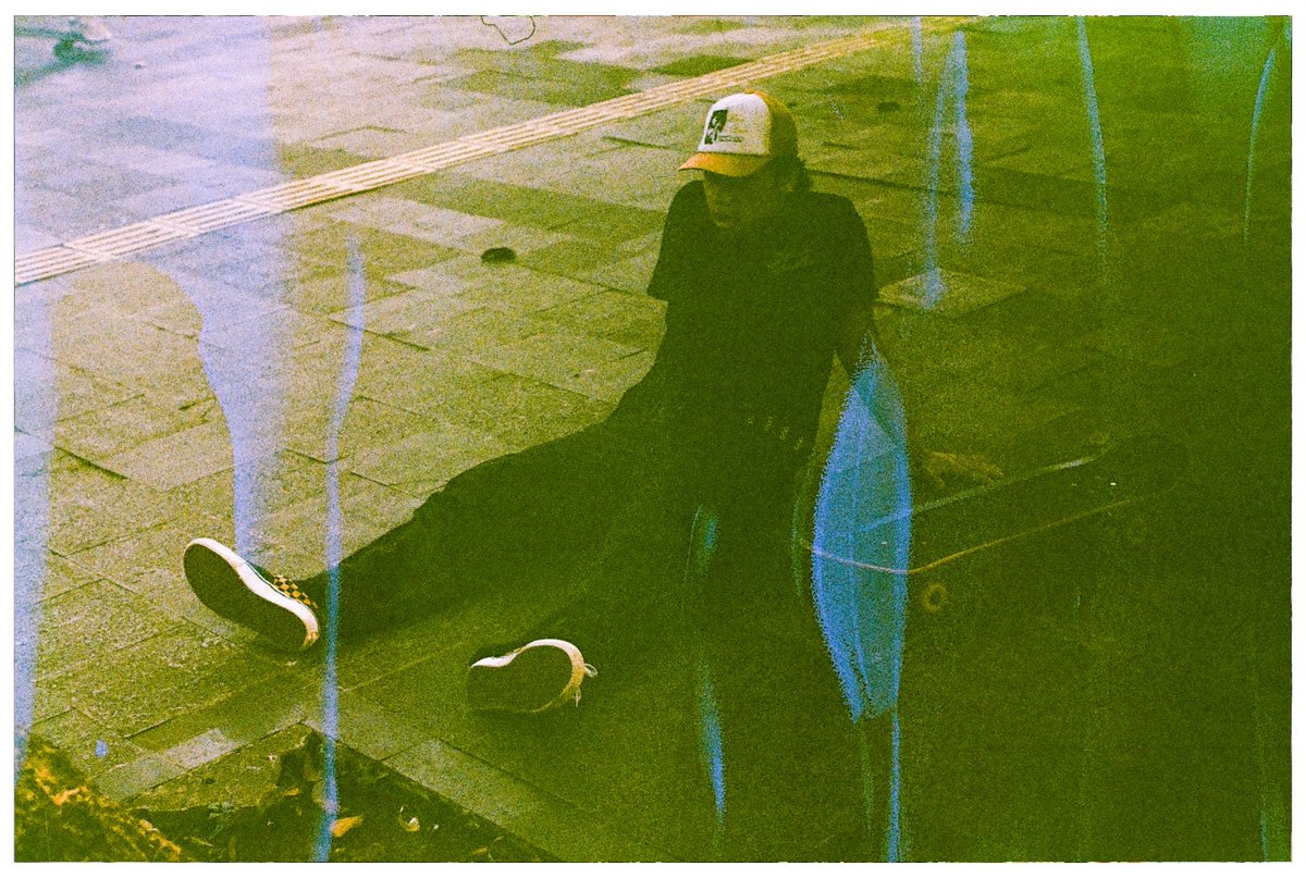 ghetto__chultz's tweet photo. a damaged film, before i keep this film in storage with lil bit water get inside canister
.
a day with yung pablo https://t.co/DEAhLHFe5Z
#skateforfun #thanksskateboarding
I was took on broken #kodakcolorplus200 https://t.co/UVbQ3T5Ilz