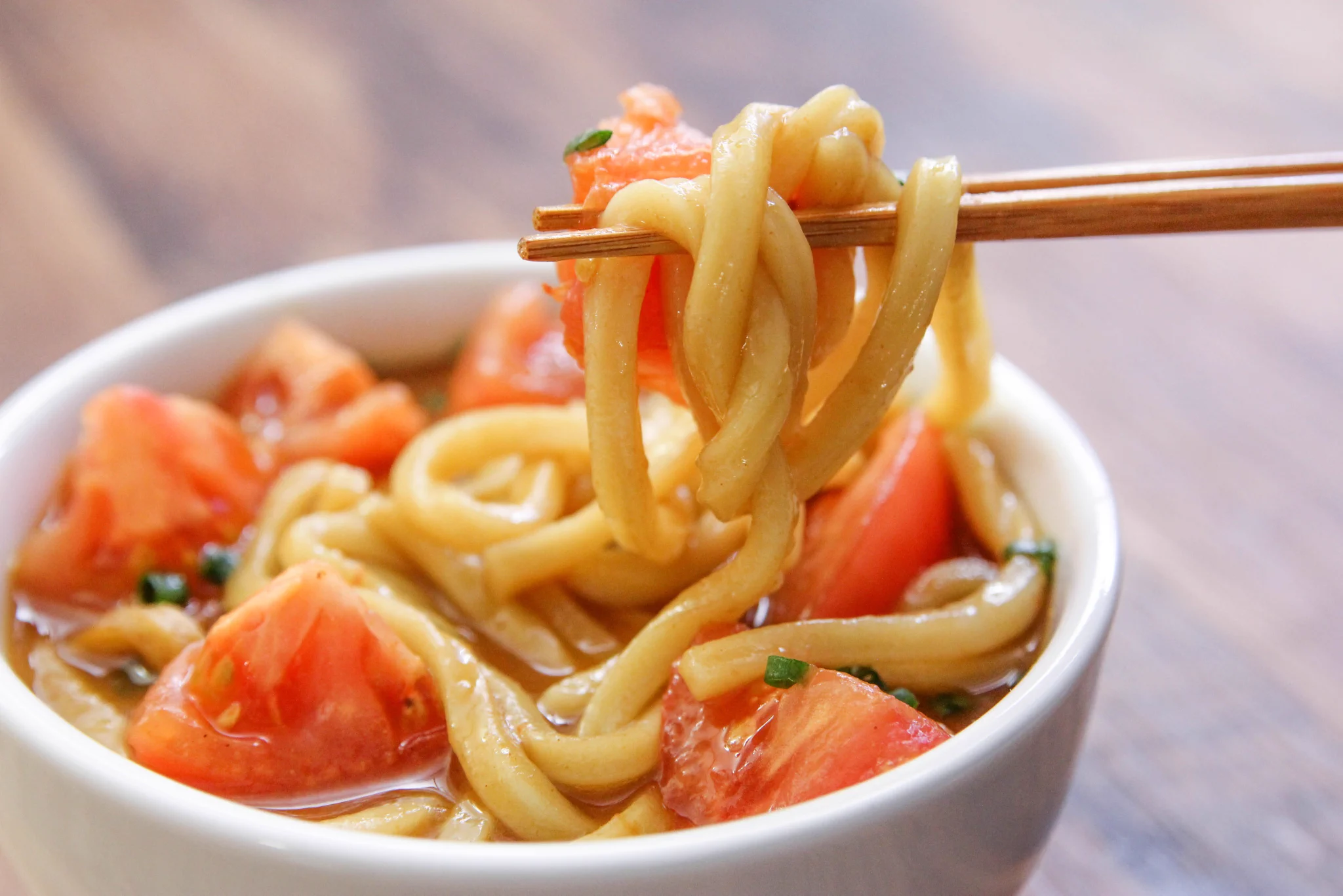 あの野菜が加わることでカレーうどんがより一層美味しくなりそう！夏にぴったりそうなカレーうどんレシピ！