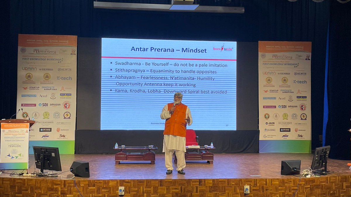 borntowinls's tweet photo. Our Director @ramseshu has been recognized in the Manthan Business Plan 2022 - 1st Knowledge Workshop from FKCCI

@ramseshu has guided over 625 + teams of young students on the Business Model and Its Components

#businessmodel #business #mentor #guide #manthan #students https://t.co/LRf4yJL1sp