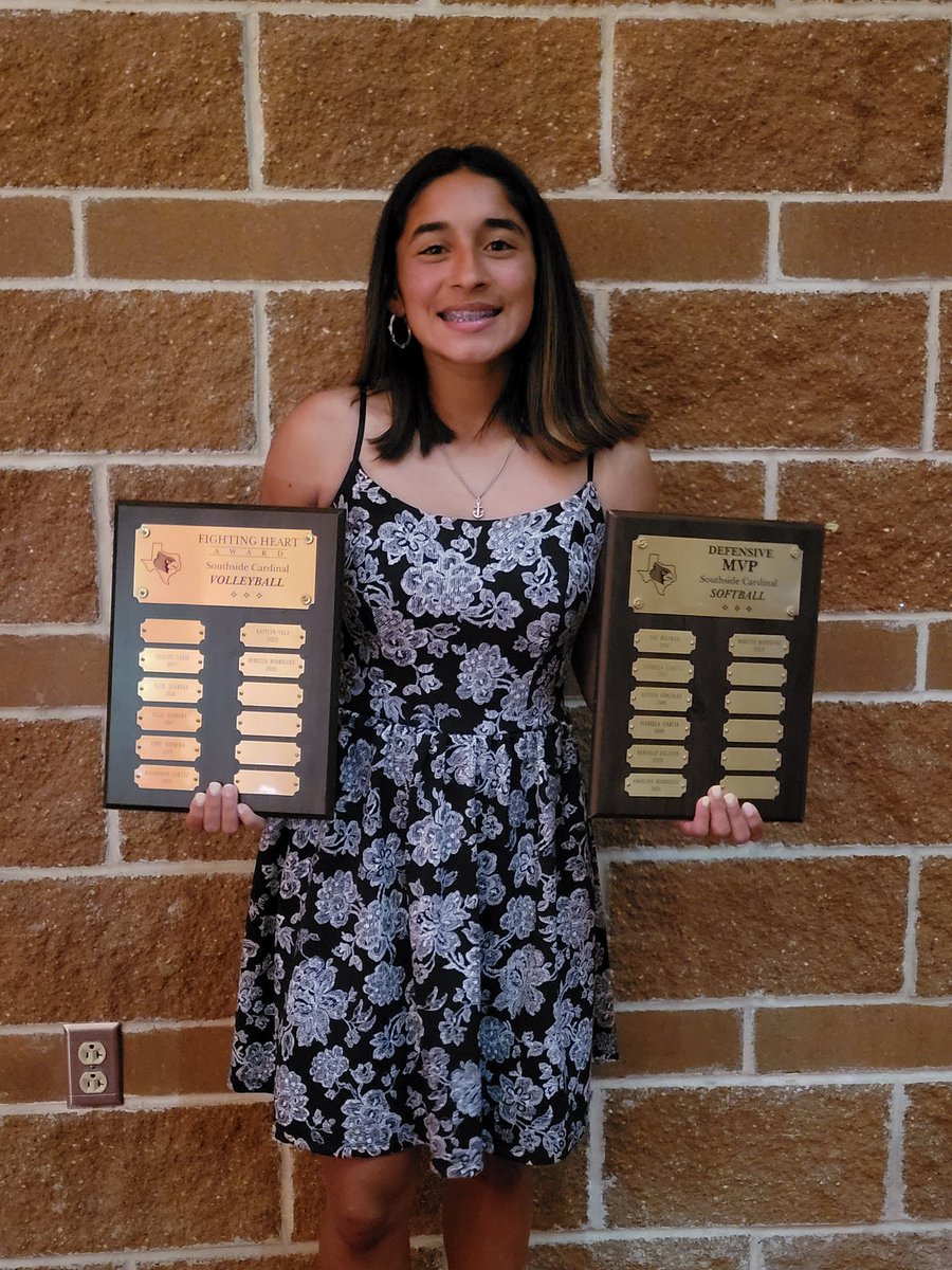 My last Southside Athletic Awards Ceremony! I received All Academic Team and the Fighting Heart Awards for Volleyball and Team Defensive MVP for Softball 🥎