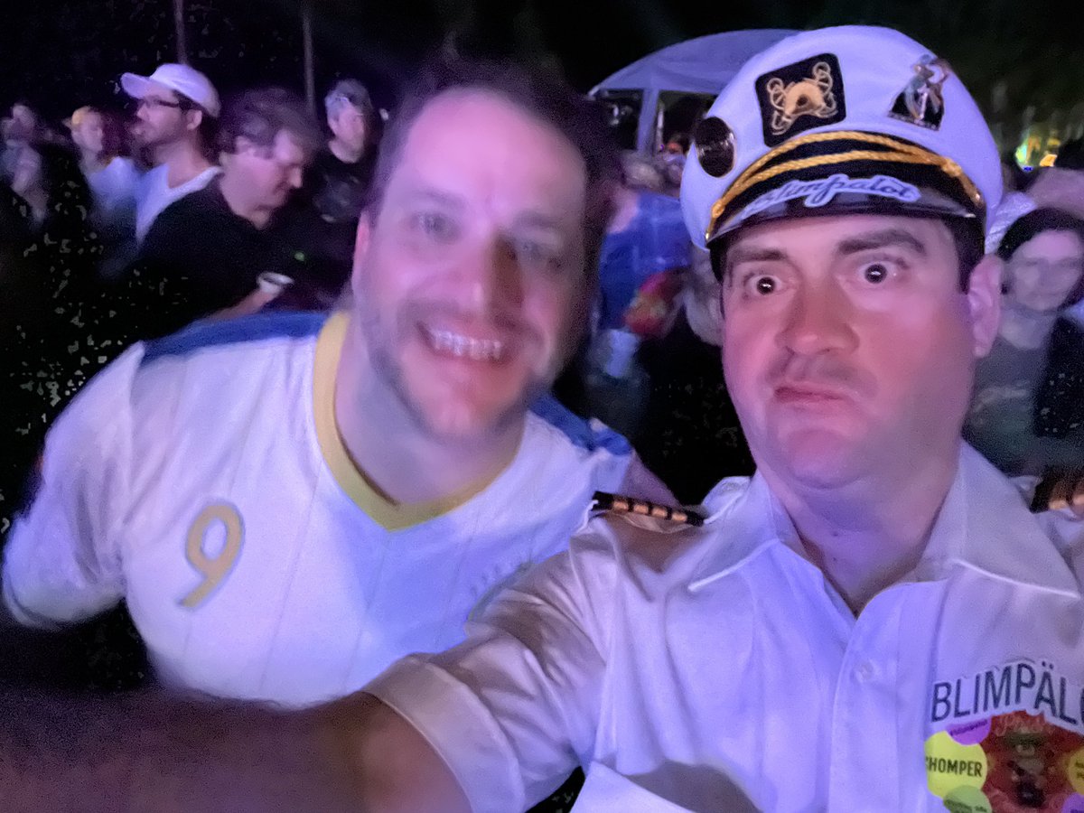 carlsonandy's tweet photo. Happy Happy O my friend… @PhishDicksRef https://t.co/5Q76xBmRfZ