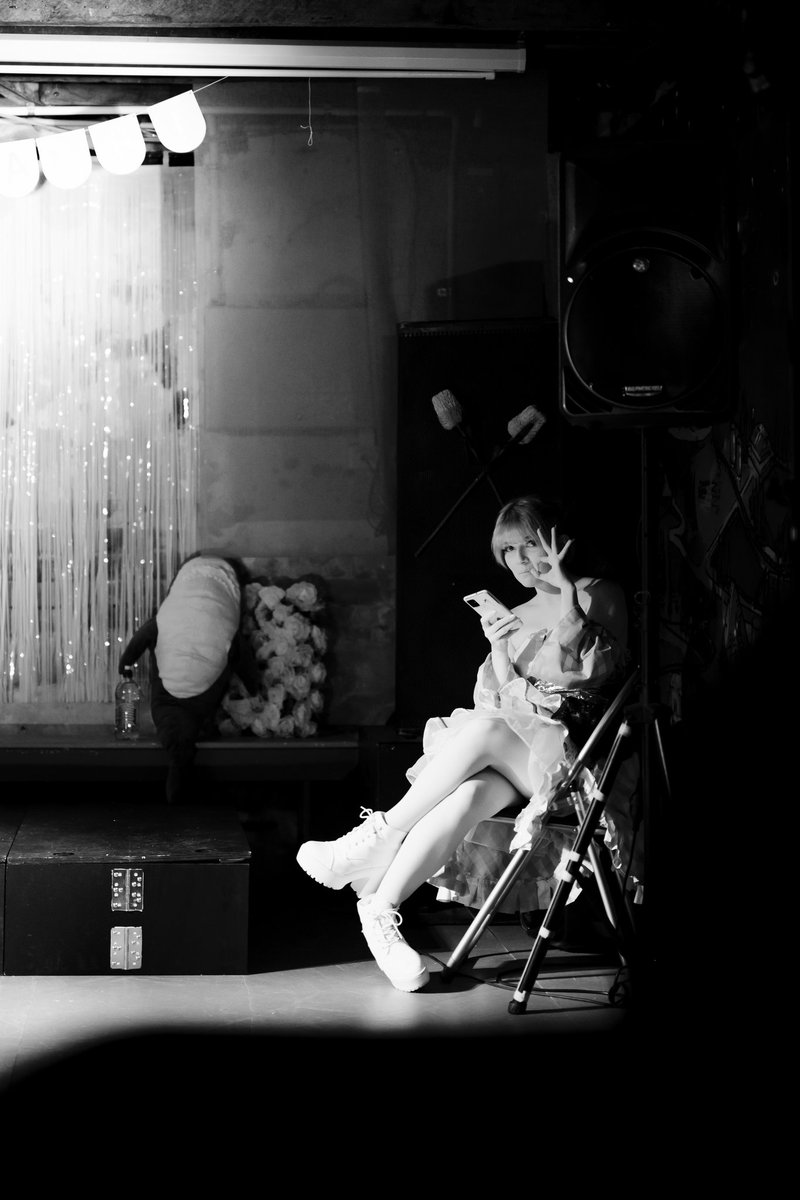 khengt's tweet photo. @oneesamee birthday live in classic B&amp;W https://t.co/hIjpNou42u