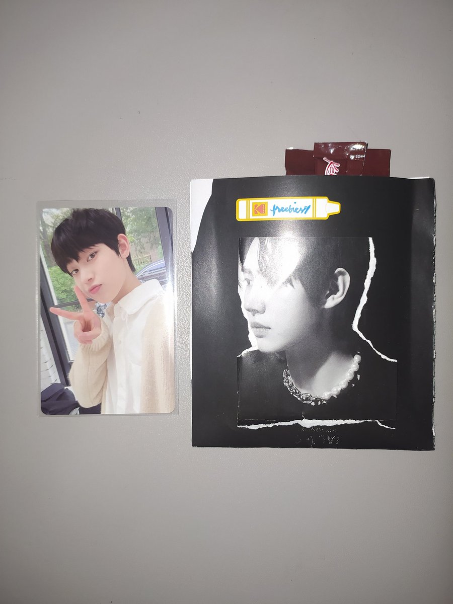 nshi_ma's tweet photo. ..💌 #nshi_mails
ㅡ @kim_sunoo_lover #lottiefeedbacks
hiii! thank you so much for letting me buy ddeonu >< tysm for packing him nice and safe, he arrived to me so secure talaga! CUTE SAUR MUCH🥺 i love the strawberry paste din hihi! 감사합니다 !! till next time~ https://t.co/XPLe8OSkdI