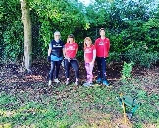 GoodGymTrafford's tweet photo. Lovely scenes from a cracking @goodgym task well done last night! Thanks and well done all 🍃❤️🍃 Full report is here: https://t.co/2cI97QCNjg @Joanne13Harding https://t.co/tJselvN0y9