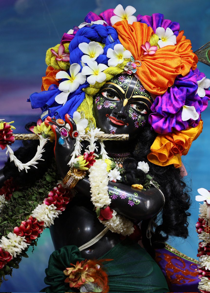 ISKCONNashik's tweet photo. 🌺 आज के दर्शन 🌺
   🙏 हरे कृष्ण 🙏 https://t.co/iGN8abeFHo