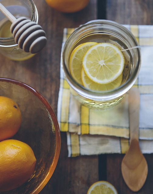 HealthyHubb's tweet photo. 25 things happen when you drink lemon water on an empty stomach
https://t.co/Z9gSPlnCA5 https://t.co/6eikDqEoaJ