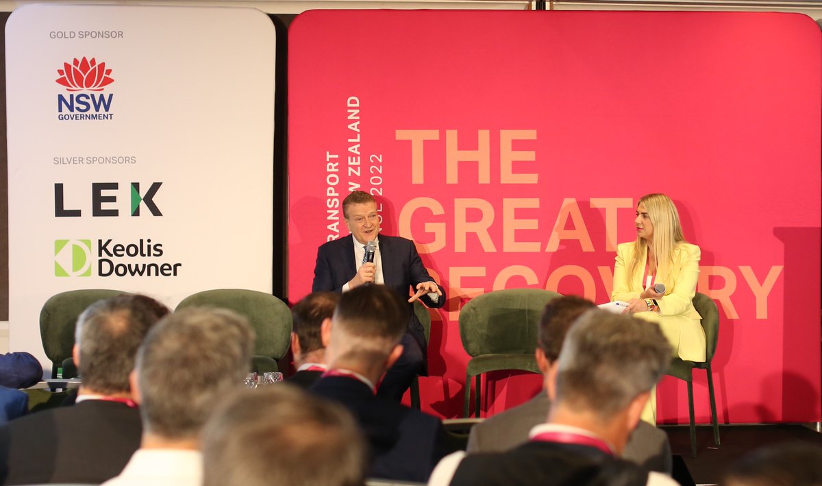 PTAANZ_'s tweet photo. Rob Sharp, Secretary of @TransportforNSW, captivated the audience at the Public Transport ANZ Conference - #TheGreatRecovery with an exciting report on the current & future state of transport in NSW.
#publictransport #PTAANZ #sustainability #movementandplace #technology https://t.co/0LD1fcz5DG