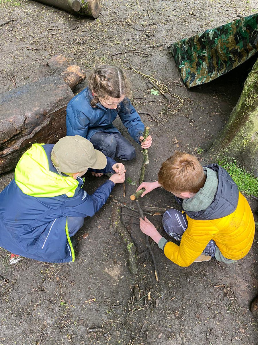 HandforthGrange's tweet photo. Year 4 had a great first day at Laches Wood! https://t.co/V9VlrW5sWv