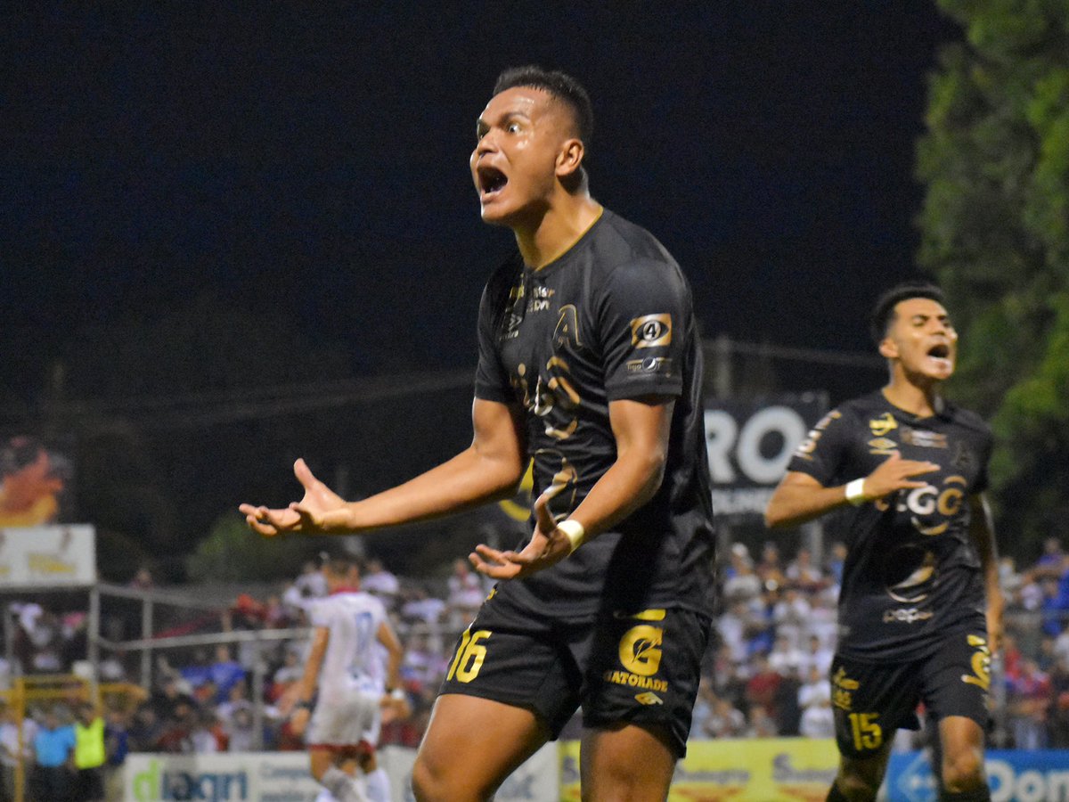 AlianzaFC_sv's tweet photo. Actitud de este equipo. 🥚🥚💯

#AlianzaFC 🅰️ https://t.co/F9GWVnuvff