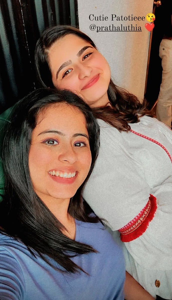 mavu_007's tweet photo. Going on a dinner date with your office pal 🥰👯 @impratha after a long day at work is my #ModernLoveStory https://t.co/lfGkkX78Wl