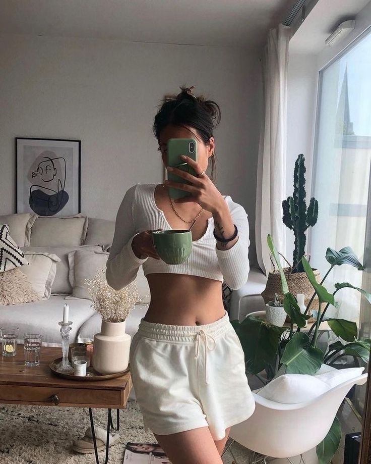 pradaamoon's tweet photo. enjoy the beauty of becoming the person you’ve dreamed of https://t.co/TK6PPxX9S2